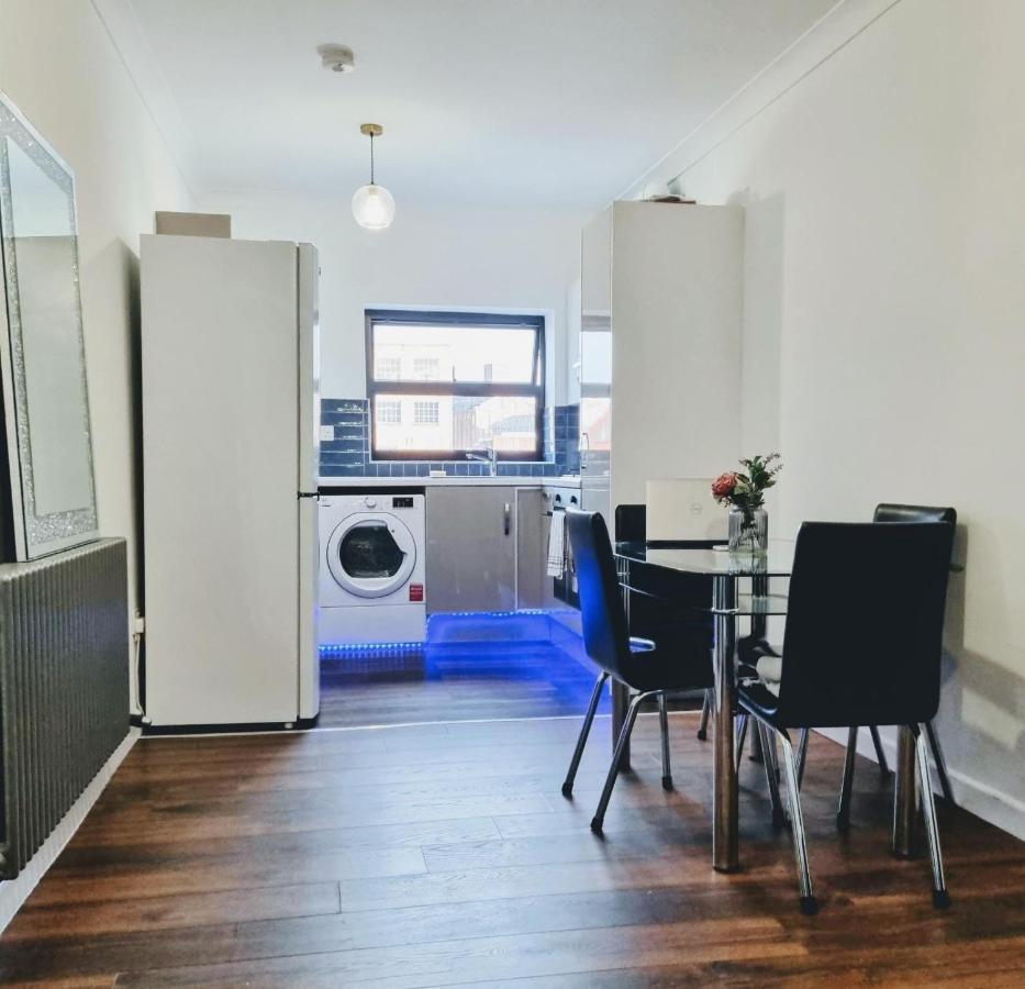 Beautiful Modern Apartment On Wick Lane London Eksteriør bilde
